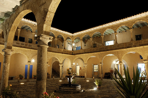Pakaritampu Courtyard1